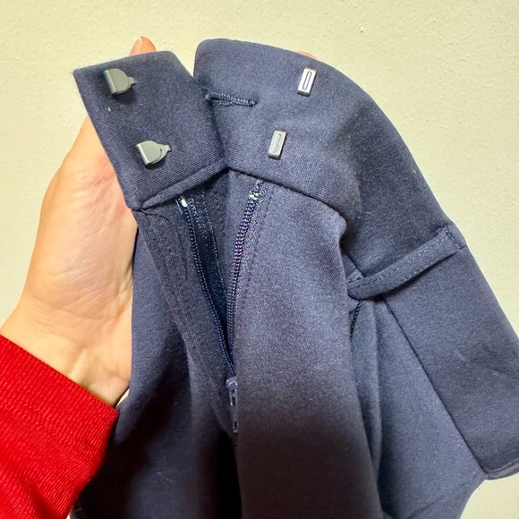 NWT Express Mid Rise Ponte Knit Stretch
Slim Skinny Trouser Dress Pants Navy 2 - Picture 7 of 10